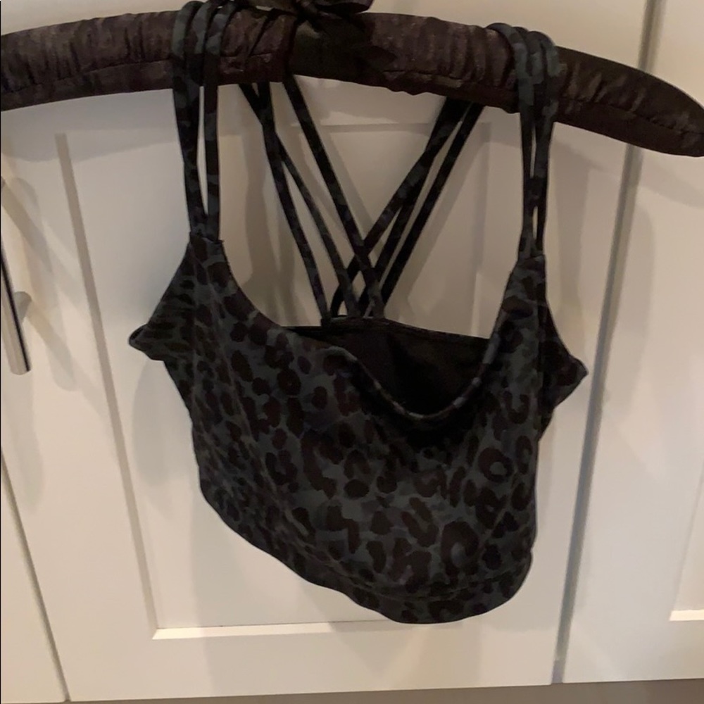 Gap Fit Eclipse Sports Spa Green Cheetah Print